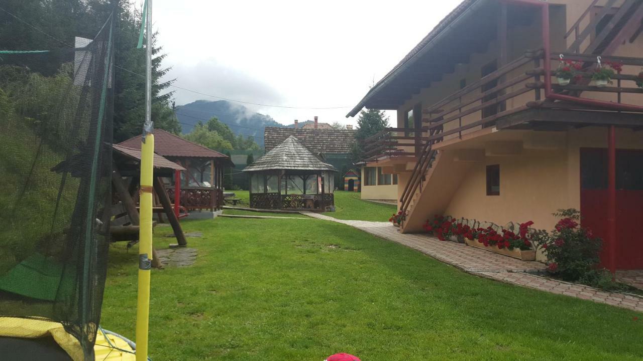 Pensiunea Dealul Frumos Bran  Exterior foto